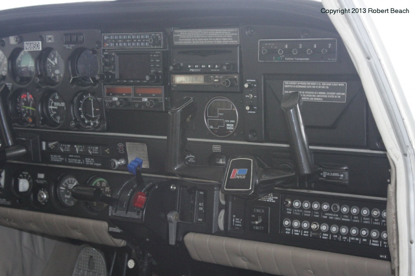 interior_instrument panel frm pilot door