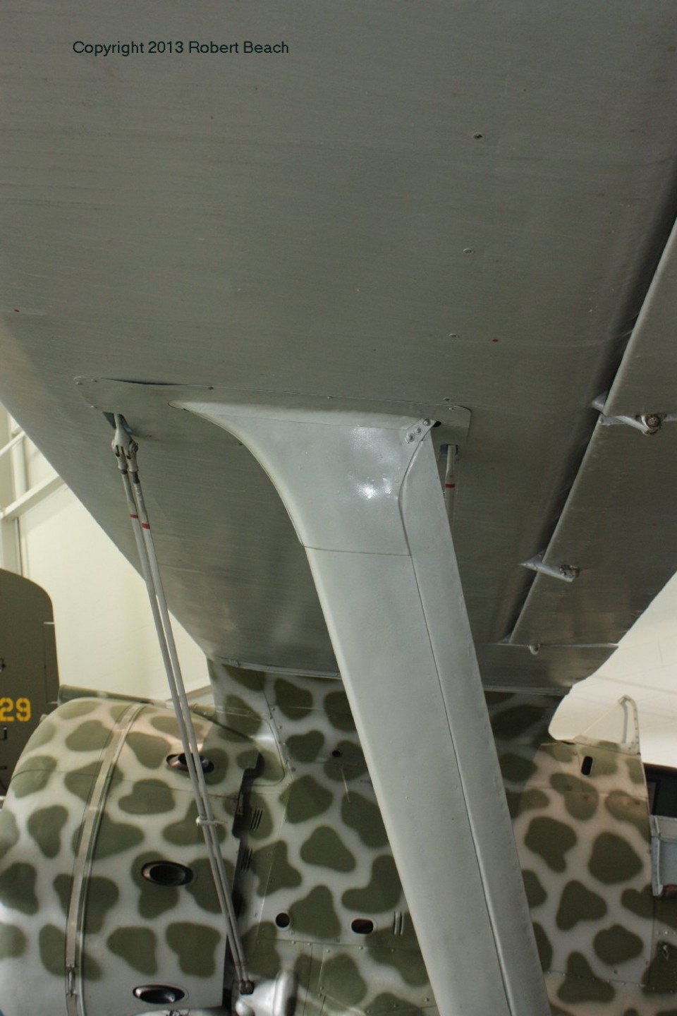 I_153_MAM_port_upper wing underside2
