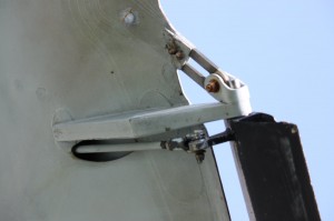 main rotor blade servo flap inner hinge 2